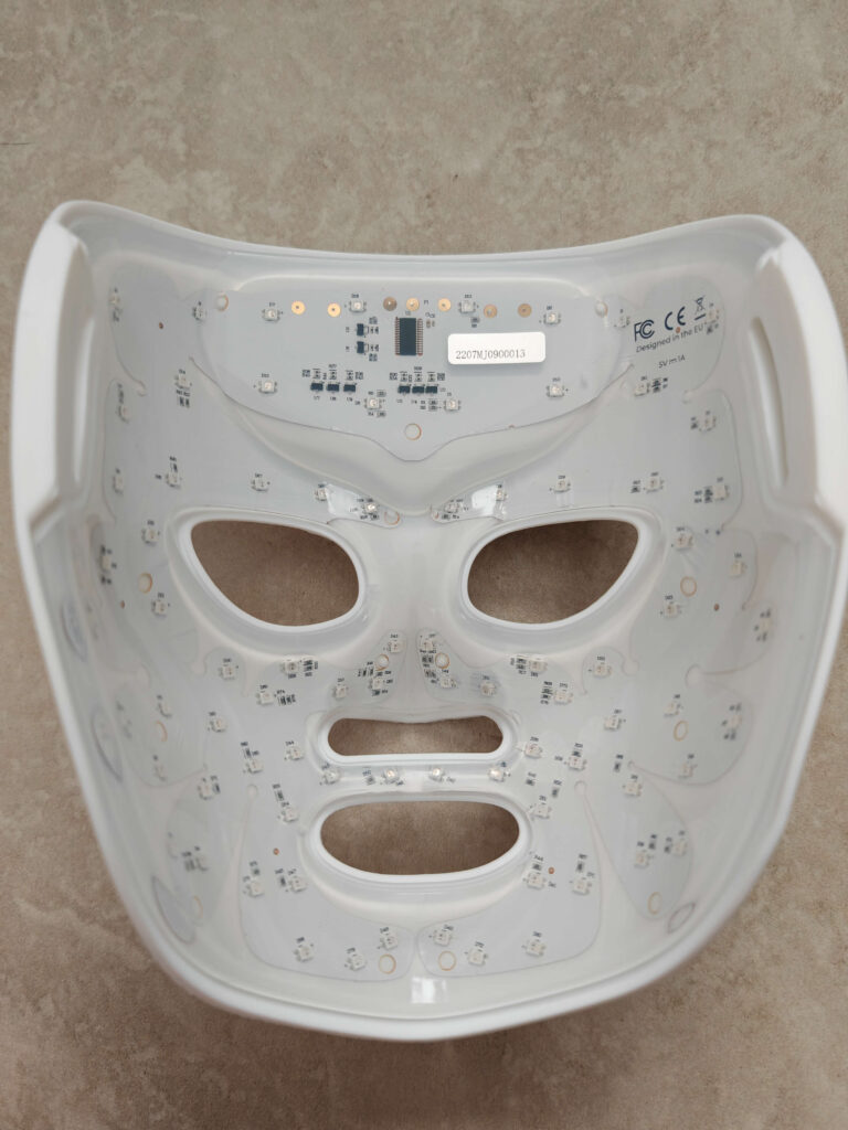 LED light therapy mask for skincare