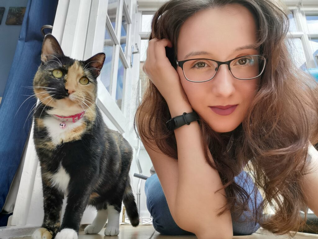 Sarah with her tortie cat - 3 Ways I Started Embracing My Most Authentic Self [Millennial Perspective]
