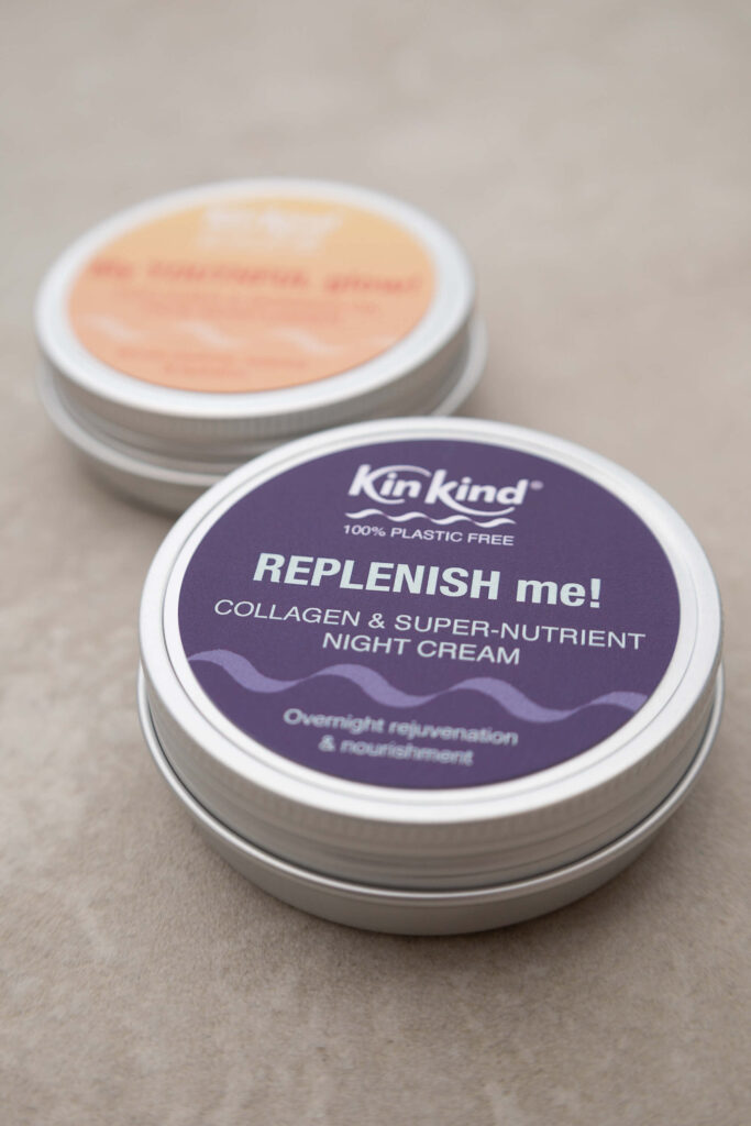 Plastic-free night cream tin with collagen for overnight rejuvenation. Eco-friendly skincare packaging.